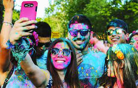 La soirée d’intégration… Les assocs de l&rsquo;EIDD se mobilisent…