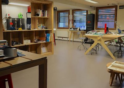 Salle coworking du Fablab
